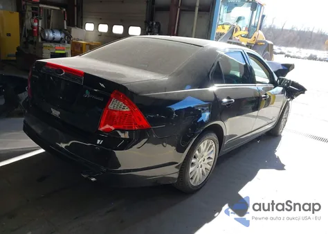 2012 Ford Fusion Hybrid из США, поврежденный, VIN 3FADP0L31CR447367